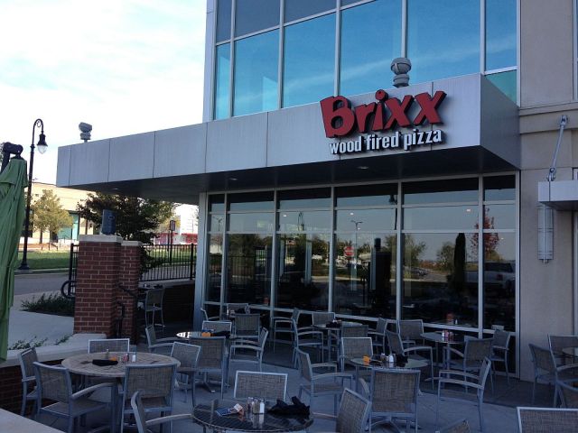 Brixx outside - RESIZE