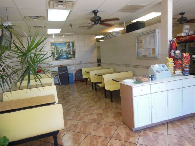 Perrottis - inside - RESIZE