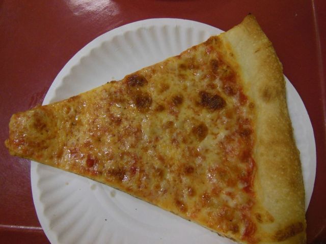 Lennys Pizza - slice - RESIZE