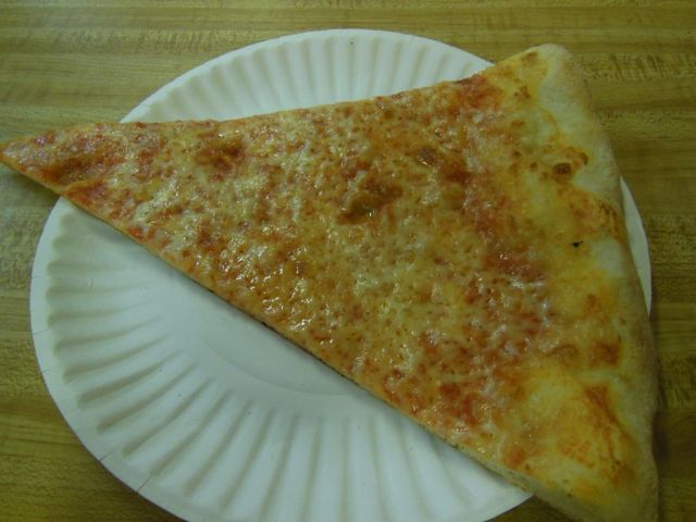 Pizza Linos - slice - RESIZE