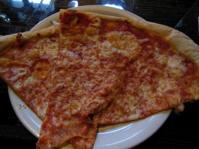 Luigis - slices - RESIZE