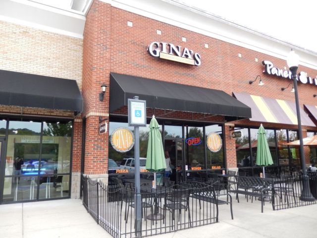 Gina's Pizza - outside - RESIZE