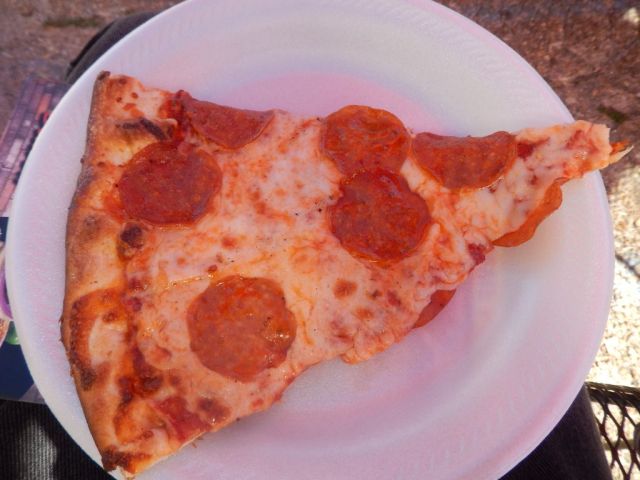 Toms Extreme Pizzeria - slice - RESIZE