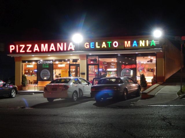 Pizza Mania - outside - RESIZE