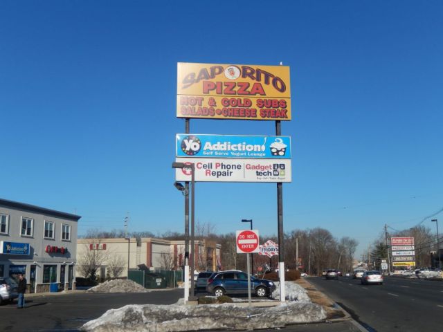 Saporito - sign - RESIZE