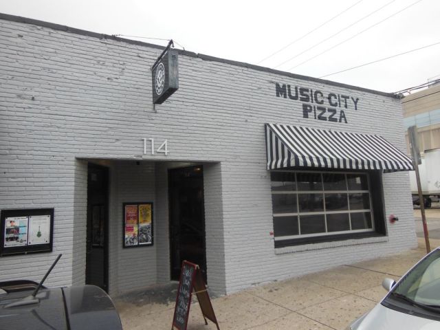Music City Pizza outside - RESIZE