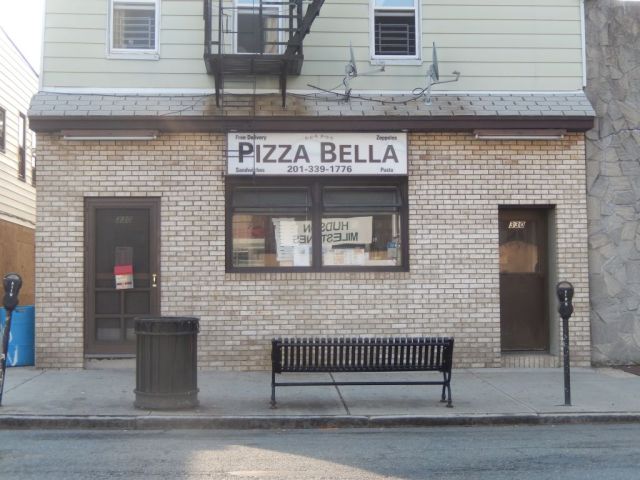 Pizza Bella - outside - RESIZE