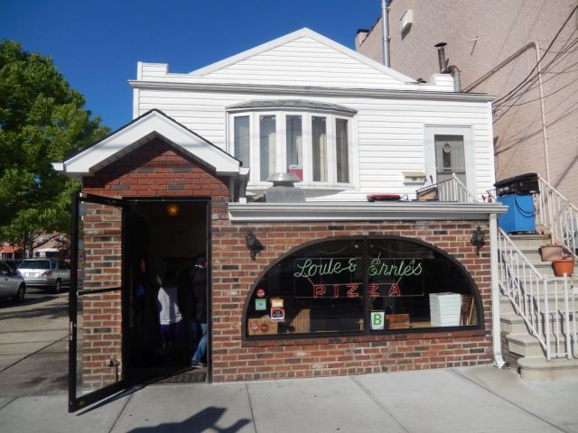 Louie &amp; Ernies - outside - RESIZE