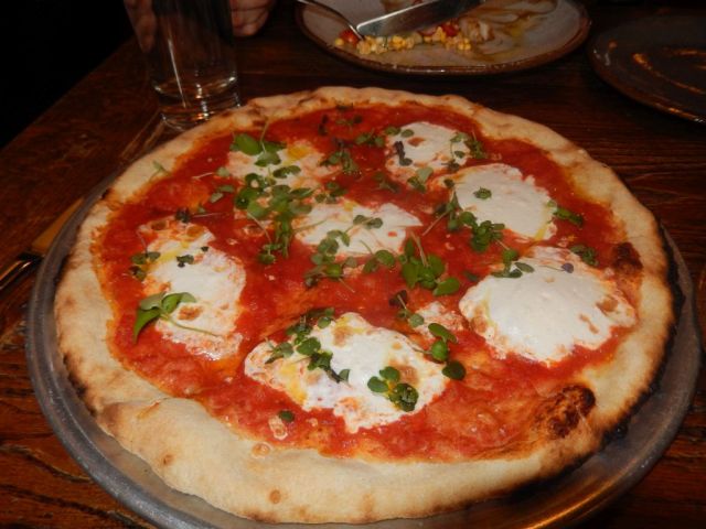 Lockeland Table - pizza - RESIZE