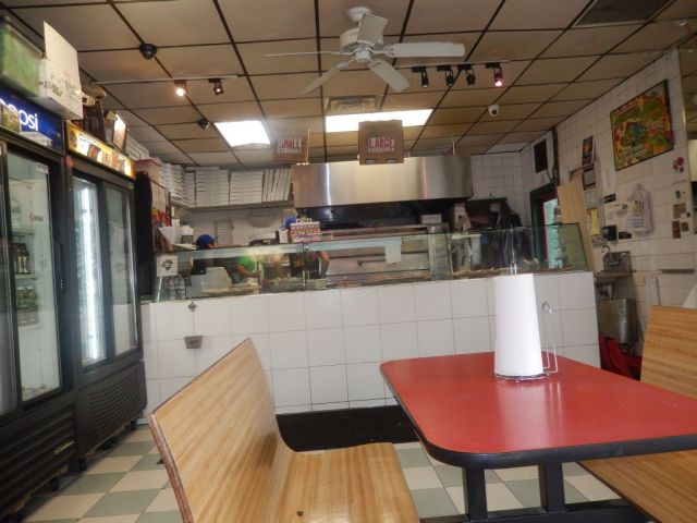 Vinnies - inside - RESIZE