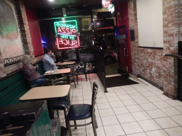 Nizarios - inside2 - RESIZE.jpg