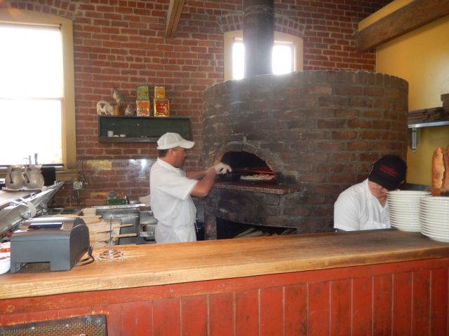 Pizzeria Bianco - oven - RESIZE