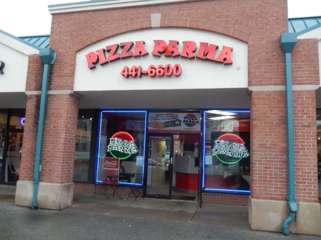 Pizza Parma - outside - RESIZE