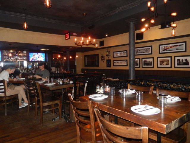 Deninios - inside - RESIZE