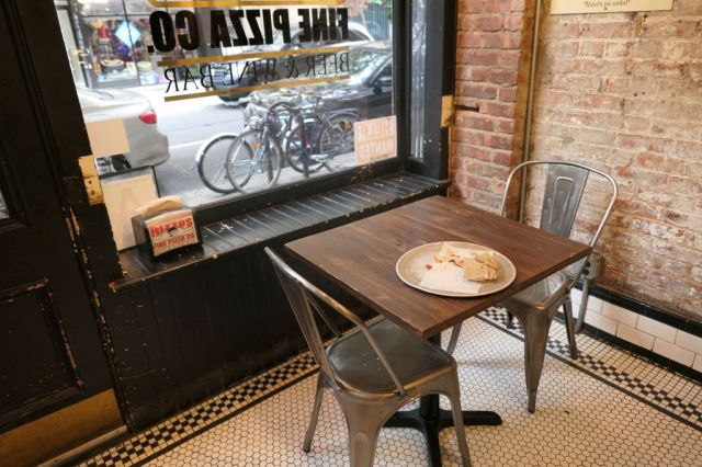 Rizzos - inside2 - RESIZE