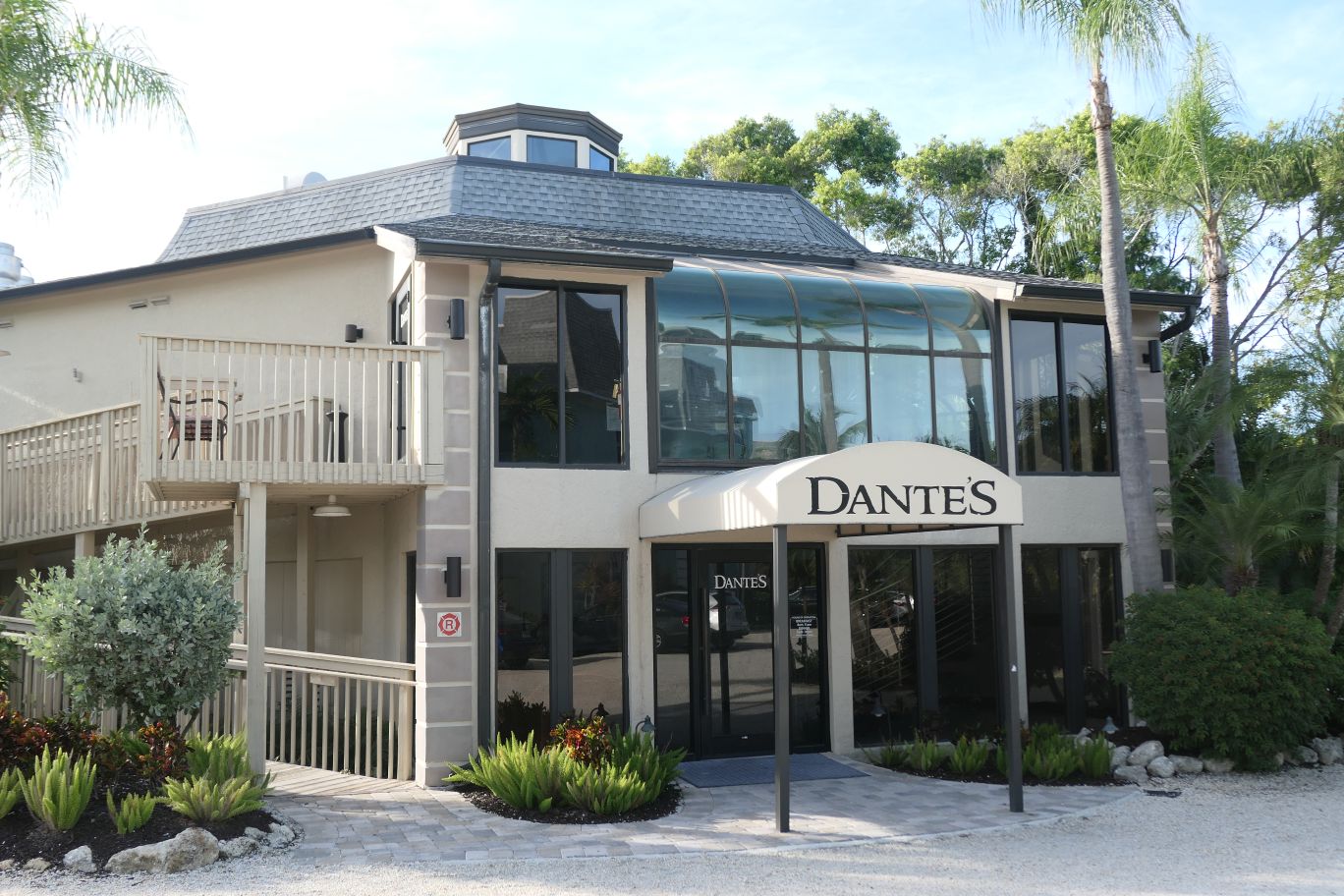 Dante’s Coal Fired Pizza—Sanibel Island’s Best | The Pizza Snob