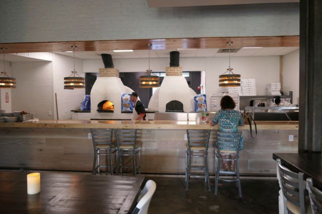 Lola - inside1 - RESIZE