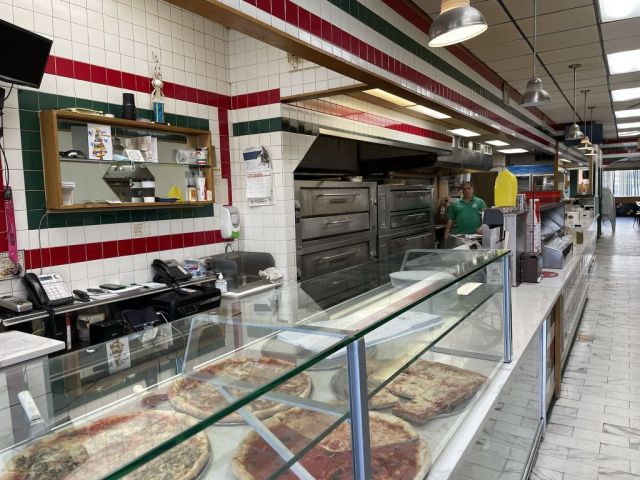 Little Anthonys - INSIDE 1